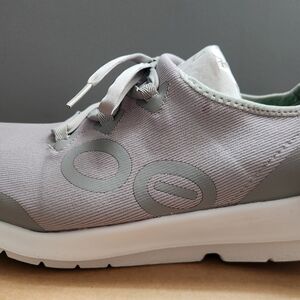 OOFOS Men's Athletic Shoes - Gray